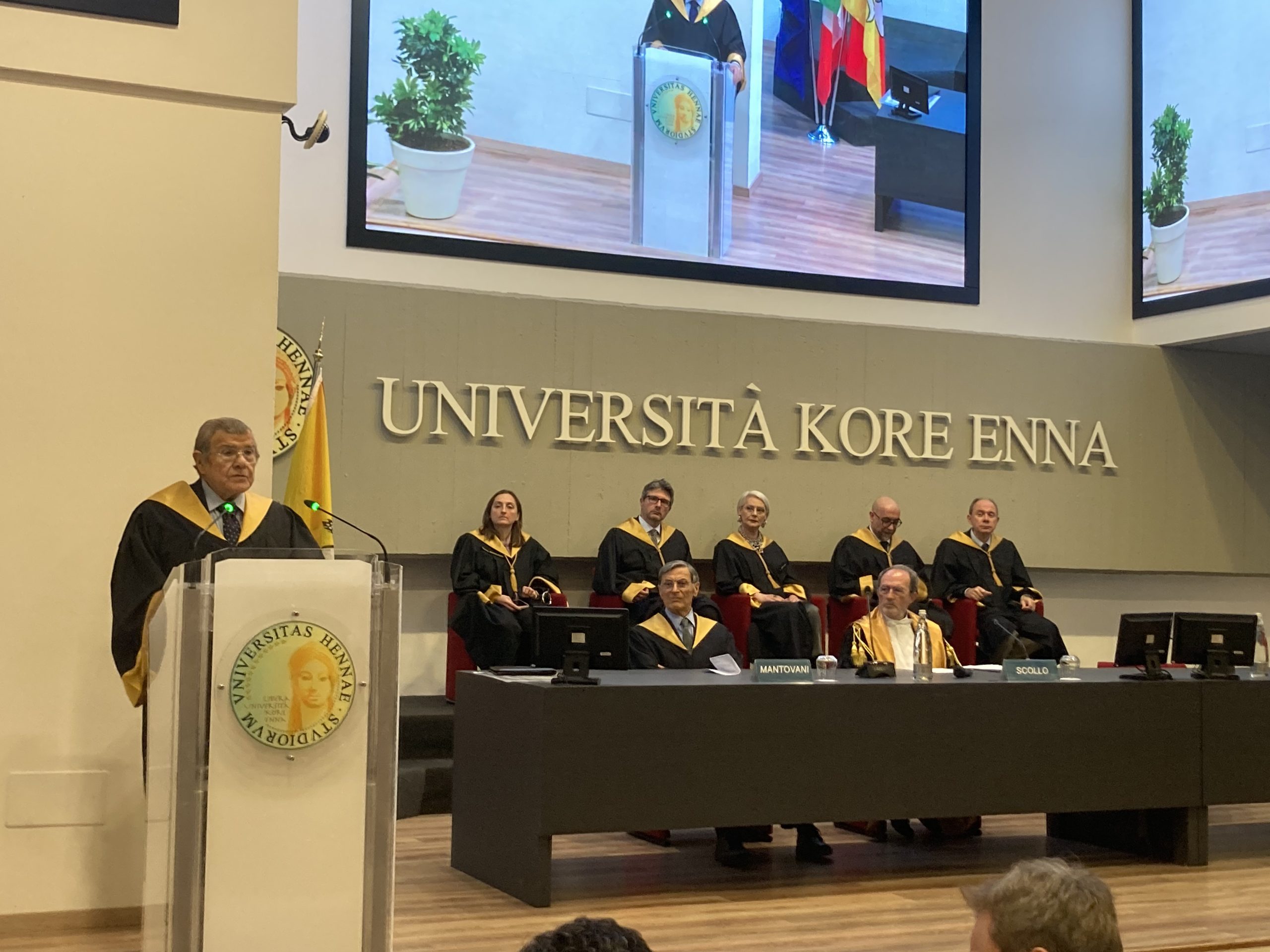 AEClaureaKore1 scaled